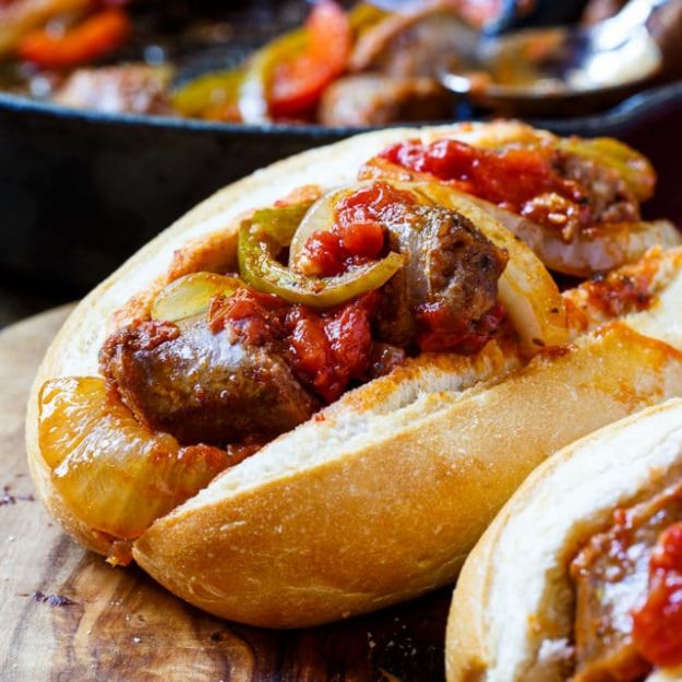 Best Italian Recipes - Italian Sausage and Peppers - Authentic and Traditional italian dishes For Dinner, Appetizers, and Easy Lunch - Pasta with Chicken, Lasagna, Noodles With Cheese, Healthy Recipe Ideas - Party Trays and Food For A Crowd - Fettucini, Spaghetti, Alfredo Sauce, Meatballs, Grilled Steak and Fish, Soup, Seafood, Vegetarian and Crockpot Versions #italian 