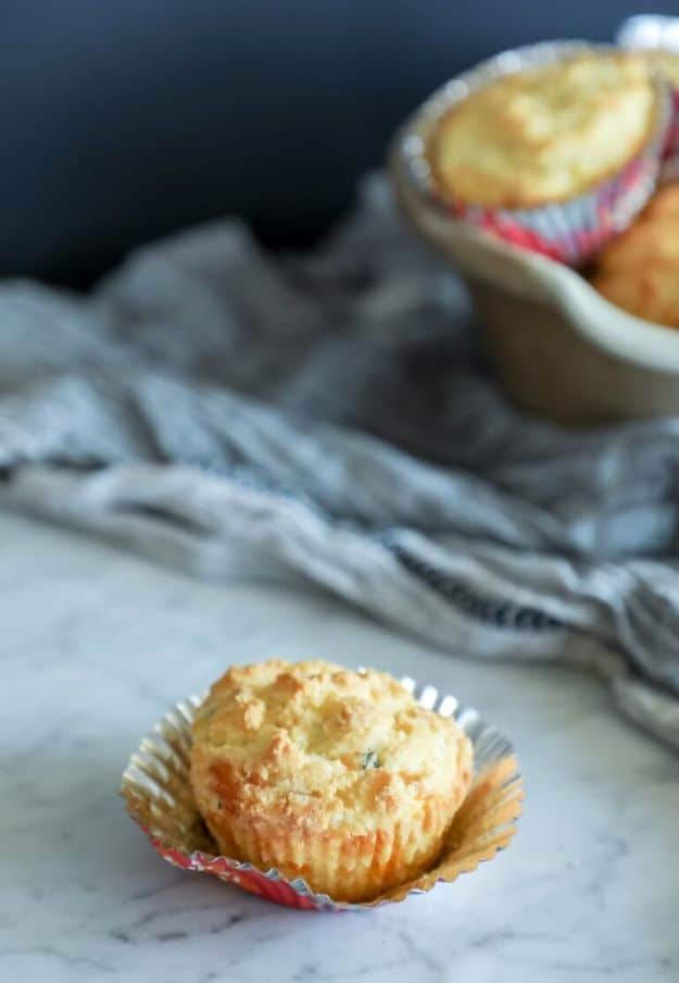 Keto Breakfast Recipes - Keto Cheesy Herb Muffins - Low Carb Breakfasts and Morning Meals for the Ketogenic Diet - Low Carbohydrate Foods on the Go - Easy Crockpot Recipes and Casserole - Muffins and Pancakes, Shake and Smoothie, Ideas With No Eggs #keto