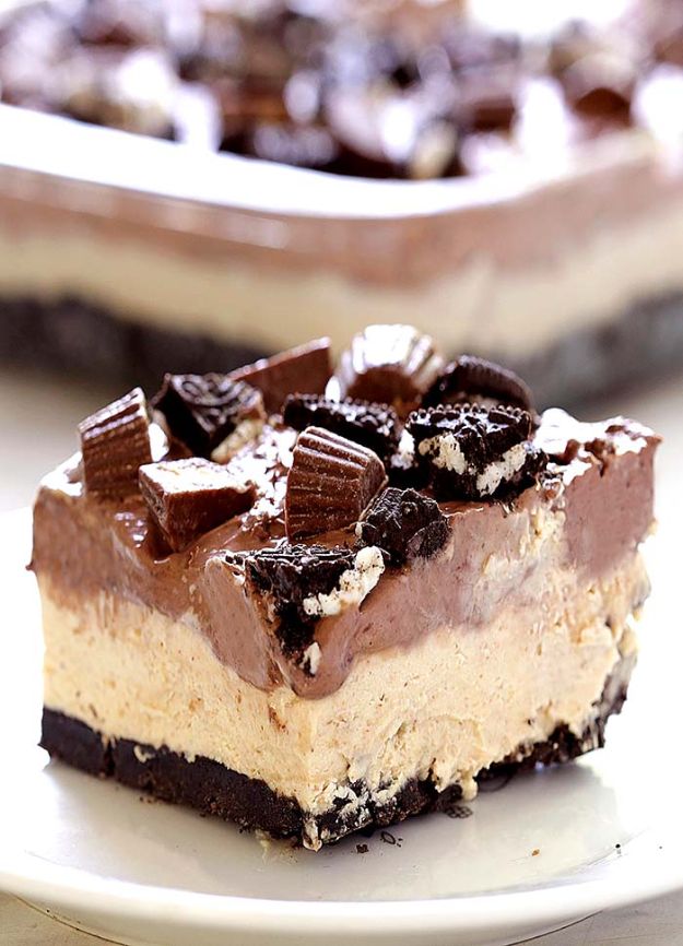 Chocolate Desserts and Recipe Ideas - No Bake Chocolate Peanut Butter Dessert - Easy Chocolate Recipes With Mint, Peanut Butter and Caramel - Quick No Bake Dessert Idea, Healthy Desserts, Cake, Brownies, Pie and Mousse - Best Fancy Chocolates to Serve for Two 
