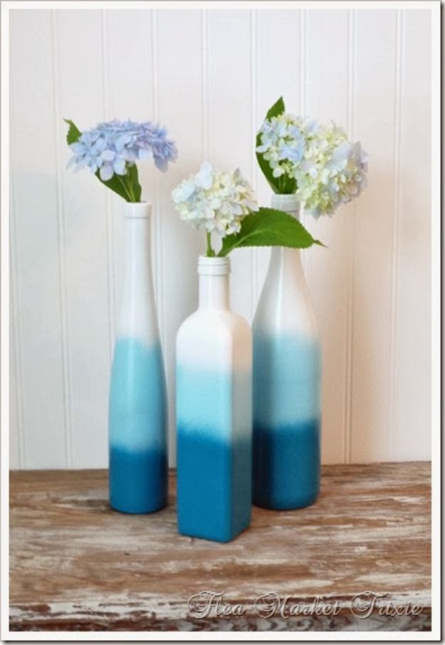 DIY Home Decor On A Budget - Ombre Spray Painted Bottles - Cheap Home Decorations to Make From The Dollar Store and Dollar Tree - Inexpensive Budget Friendly Wall Art, Furniture, Table Accents, Rugs, Pillows, Bedding and Chairs - Candles, Crafts To Make for Your Bedroom, Pretty Signs and Art, Linens, Storage and Organizing Ideas for Apartments #diydecor #decoratingideas #cheaphomedecor