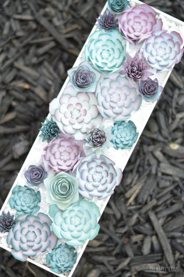Paper Crafts DIY - Paper Succulent Centerpiece - Papercraft Tutorials and Easy Projects for Make for Decoration and Gift IDeas - Origami, Paper Flowers, Heart Decoration, Scrapbook Notions, Wall Art, Christmas Cards, Step by Step Tutorials for Crafts Made From Papers #crafts