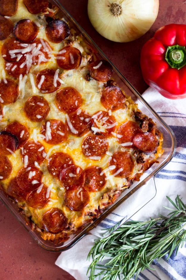 Best Casserole Recipes - Pepperoni Pizza Pasta Casserole - Healthy One Pan Meals Made With Chicken, Hamburger, Potato, Pasta Noodles and Vegetable - Quick Casseroles Kids Like - Breakfast, Lunch and Dinner Options - Mexican, Italian and Homestyle Favorites - Party Foods for A Crowd and Potluck Dishes #recipes #casseroles