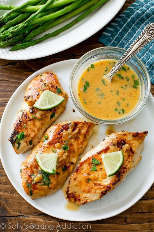 Easy Healthy Chicken Recipes - Skillet Chicken with Creamy Cilantro Lime Sauce - Lunch and Dinner Ideas, Party Foods and Casseroles, Idea for the Grill and Salads- Chicken Breast, Baked, Roastedf and Grilled Chicken #recipes #healthy #chicken