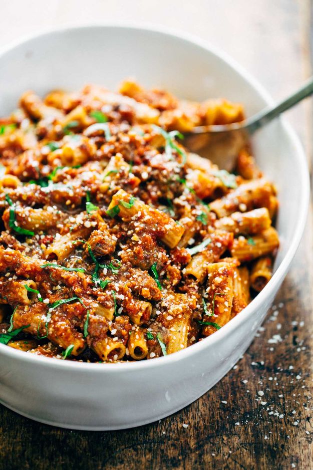 Best Pasta Recipes - Spicy Sausage Rigatoni - Easy Pasta Recipe Ideas for Dinner, Lunch and Party Foods - Healthy and Easy Pastas With Shrimp, Beef, Chicken, Sausage, Tomato and Vegetarian - Creamy Alfredo, Marinara Red Sauce - Homemade Sauces and One Pot Meals for Quick Prep - Penne, Fettucini, Spaghetti, Ziti and Angel Hair #pasta #recipes #italian