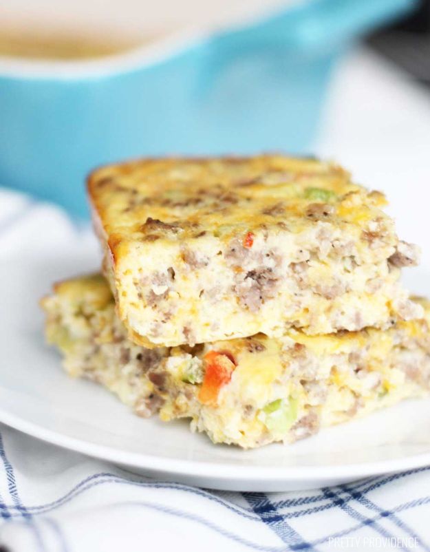 Keto Breakfast Recipes - World's Best Breakfast Casserole - Low Carb Breakfasts and Morning Meals for the Ketogenic Diet - Low Carbohydrate Foods on the Go - Easy Crockpot Recipes and Casserole - Muffins and Pancakes, Shake and Smoothie, Ideas With No Eggs #keto