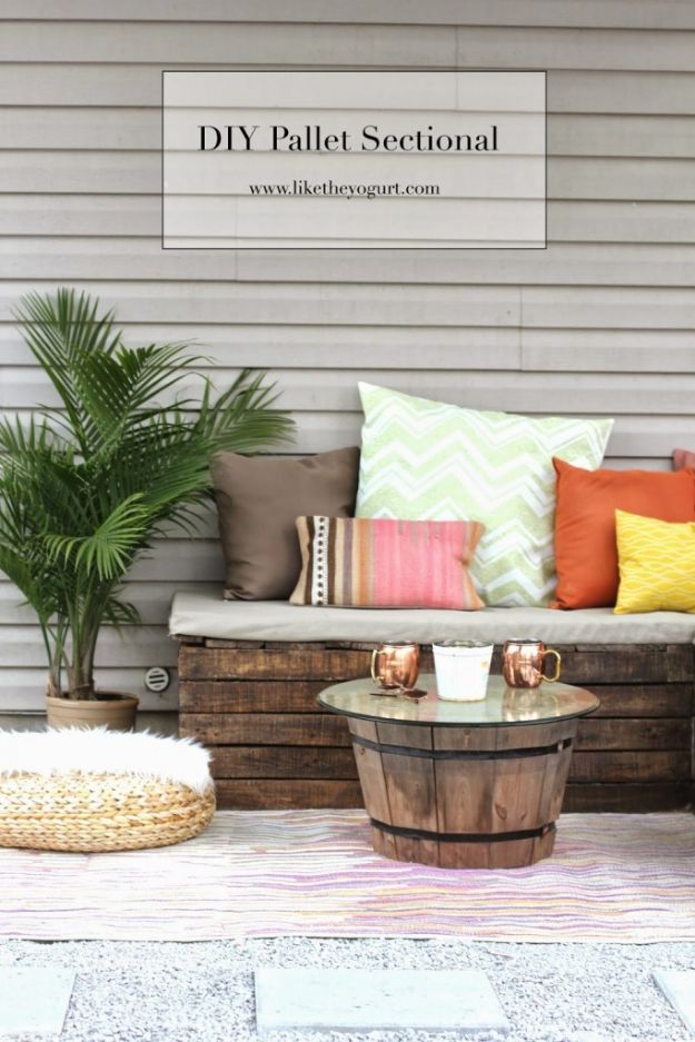 DIY Outdoor Furniture - DIY Pallet Sectional For Outdoor - Cheap and Easy Ideas for Patio and Porch Seating and Tables, Chairs, Sofas - How To Make Outdoor Furniture Projects on A Budget - Fmaily Friendly Decor Kids Love - Quick Projects to Make This Weekend - Swings, Pallet Tables, End Tables, Rocking Chairs, Daybeds and Benches  