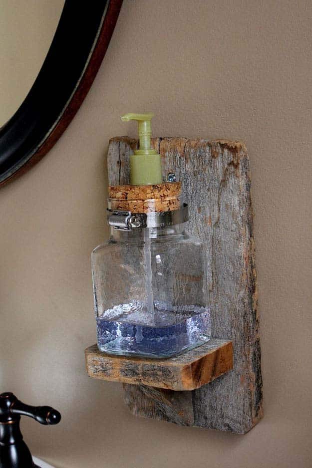Craft Ideas for the Home | Rustic DIY Home Decor Ideas | DIY Vintage Soap Dispenser | DIY Projects and Crafts by DIY JOY at http://diyjoy.com/craft-ideas-diy-soap-dispensers
