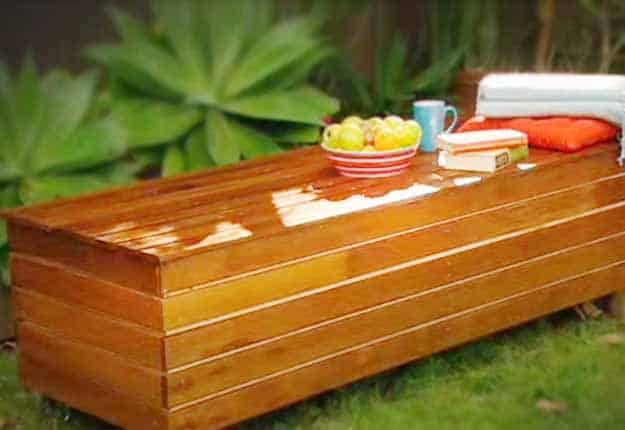  DIY Storage Ideas - Homemade Outdoor Bench DYI - Home Decor and Organizing Projects for The Bedroom, Bathroom, Living Room, Panty and Storage Projects - Tutorials and Step by Step Instructions for Do It Yourself Organization #diy