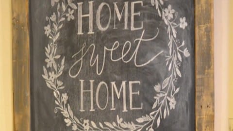 DIY Rustic Chalkboard Sign | DIY Joy Projects and Crafts Ideas