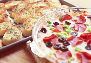 How to Make Hot Pizza Dip (Amazing!!)