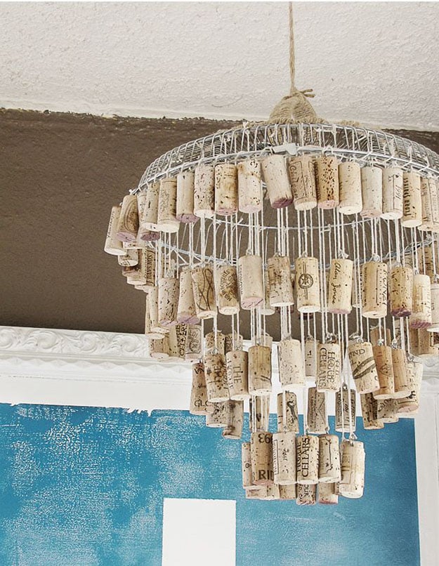 Wine Cork Crafts for Easy Home Decor - Wine Cork Chandelier - DIY Projects & Crafts by DIY JOY 