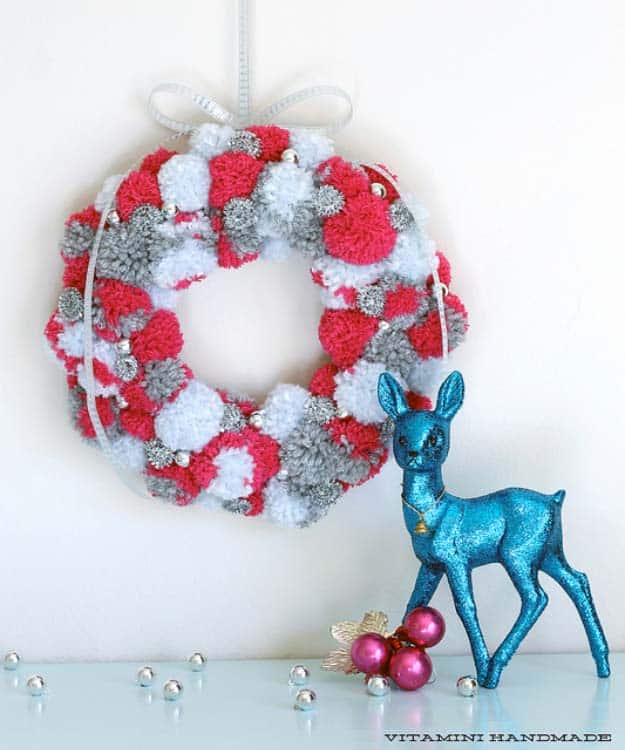 Cute DIY Holiday Wreaths Make Awesome Homemade Christmas Decorations for Your Front Door | Cool Crafts and DIY Projects by DIY JOY | Holiday Pom Pom Wreath