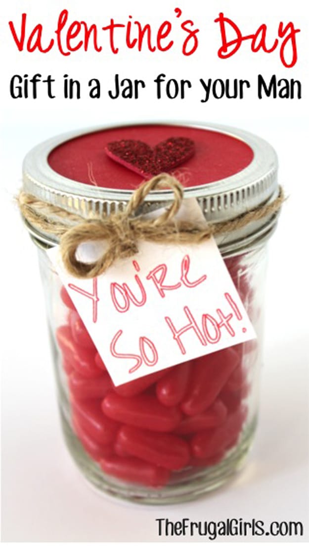 Mason Jar Valentine Gifts and Crafts | DIY Ideas for Valentines Day for Cute Gift Giving and Decor | Valentines Day Gift in a Jar for your Man | #valentines