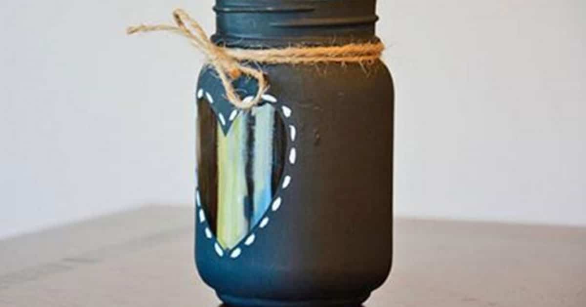 Chalkboard Heart Candlelight Mason Jar | DIY Joy Projects and Crafts Ideas