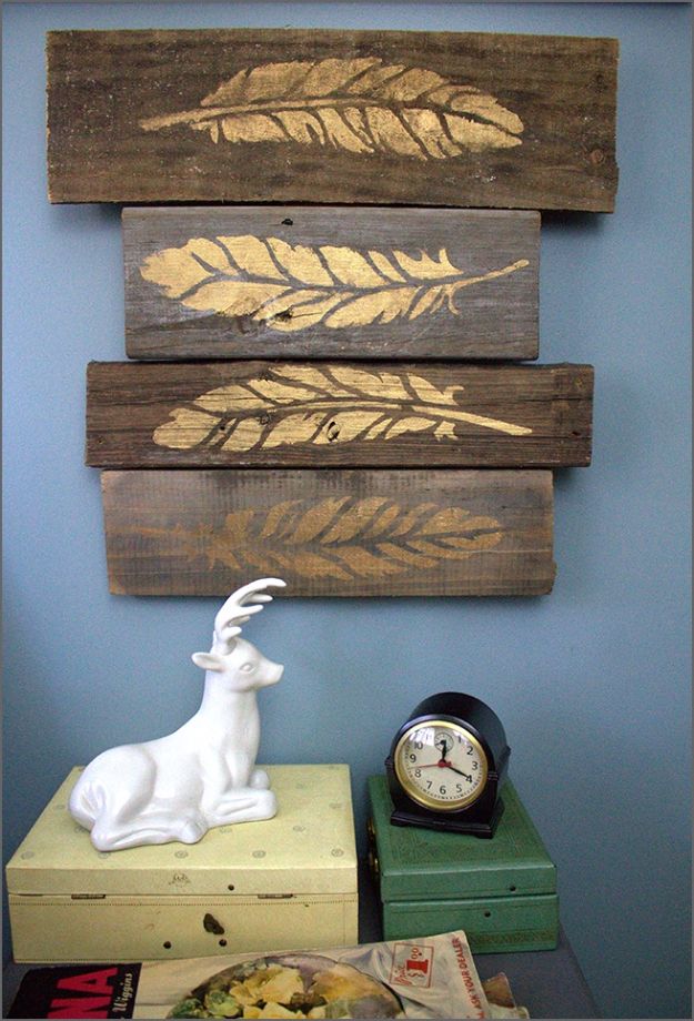 DIY Wall Art Ideas and Do It Yourself Wall Decor for Living Room, Bedroom, Bathroom, Teen Rooms | DIY Rustic Gold Leaf on Pallet Wall Art | Cheap Ideas for Those On A Budget. Paint Awesome Hanging Pictures With These Easy Step By Step Tutorial 