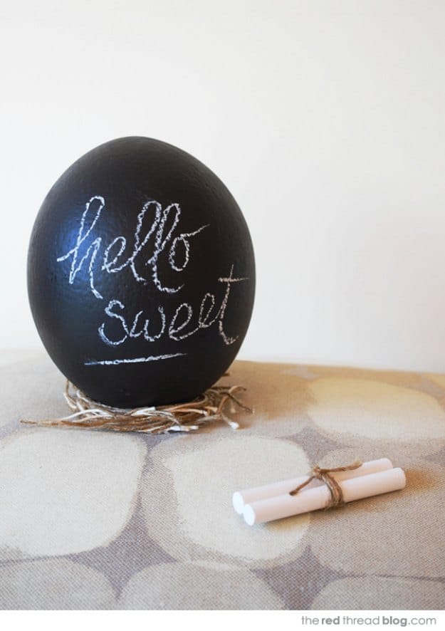 DIY Easter Decorations - Decor Ideas for the Home and Table - Giant Chalkboard Eggs - Cute Easter Wreaths, Cheap and Easy Dollar Store Crafts for Kids. Vintage and Rustic Centerpieces and Mantel Decorations. 