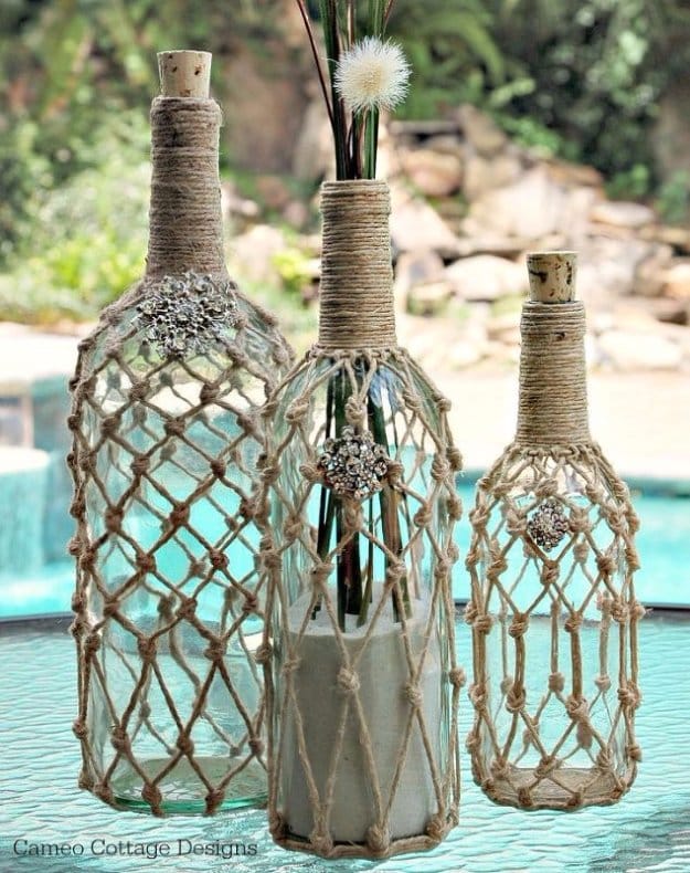 Wine Bottle DIY Crafts - Wine Bottle Rope - Projects for Lights, Decoration, Gift Ideas, Wedding, Christmas. Easy Cut Glass Ideas for Home Decor on Pinterest 