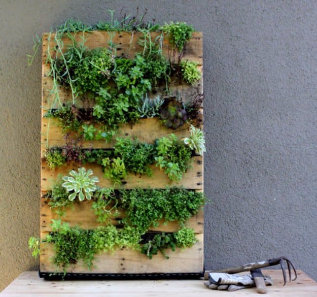 DIY Pallet Furniture Ideas - DIY Pallet Vertical Planter - Best Do It Yourself Projects Made With Wooden Pallets - Indoor and Outdoor, Bedroom, Living Room, Patio. Coffee Table, Couch, Dining Tables, Shelves, Racks and Benches 