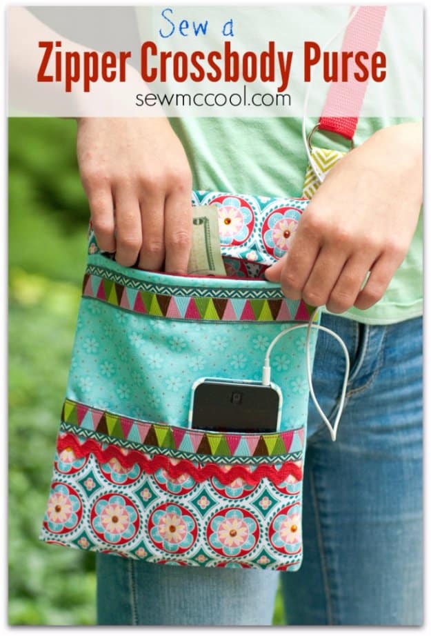 55 Sewing Projects To Make And Sell   Sew A Zipper Crossbody Purse 