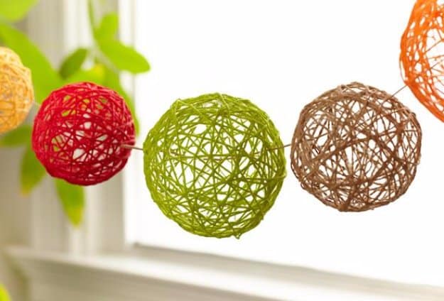 DIY Home Decor Projects for Summer - DIY Yarn Balls - Creative Summery Ideas for Table, Kitchen, Wall Art and Indoor Decor for Summer