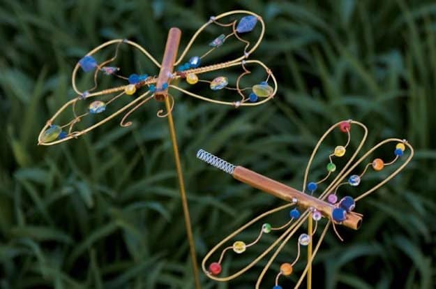 DIY Ideas for Your Garden - Dragonfly DIY Yard Art - Cool Projects for Spring and Summer Gardening - Planters, Rocks, Markers and Handmade Decor for Outdoor Gardens