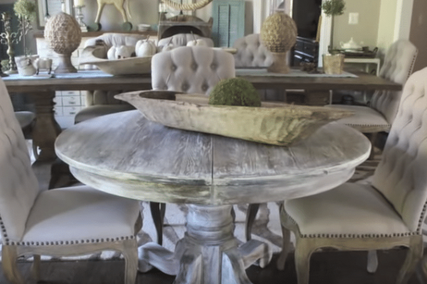 DIY Furniture Refinishing Tips - ChalkPaintTutorial_1 - Creative Ways to Redo Furniture With Paint and DIY Project Techniques - Awesome Dressers, Kitchen Cabinets, Tables and Beds - Rustic and Distressed Looks Made Easy With Step by Step Tutorials - How To Make Creative Home Decor On A Budget