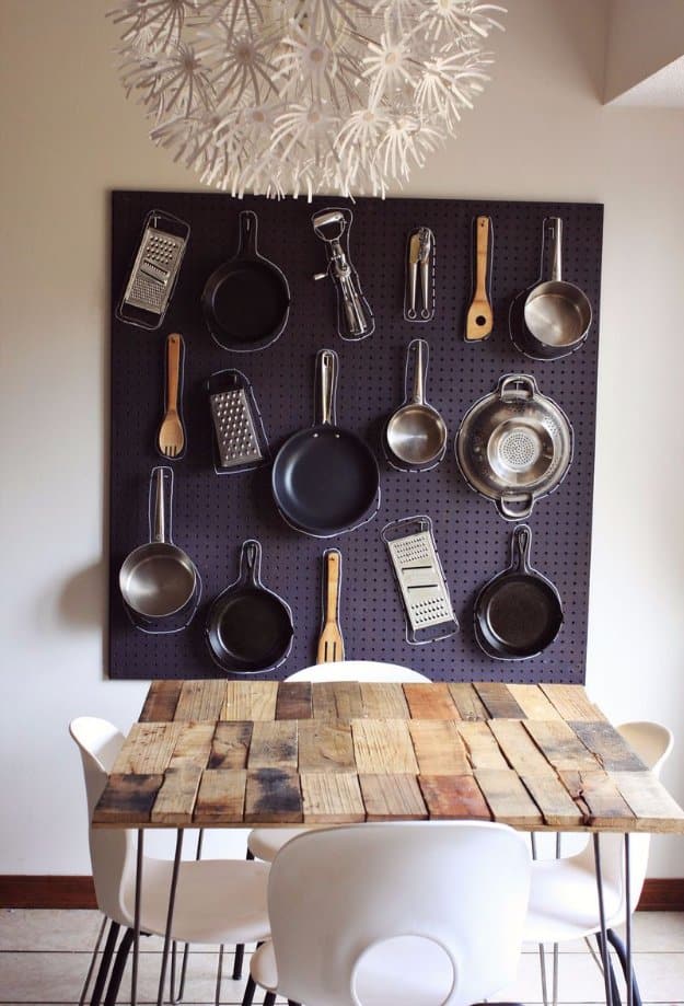 DIY Kitchen Decor Ideas - DIY Kitchen Peg Board - Creative Furniture Projects, Accessories, Countertop Ideas, Wall Art, Storage, Utensils, Towels and Rustic Furnishings #diyideas #kitchenideass