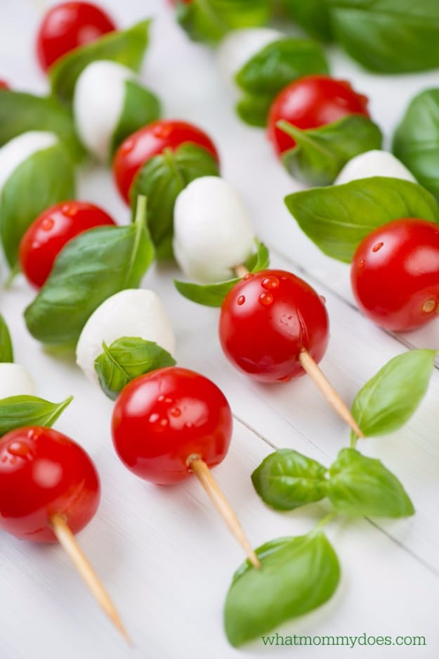 Best Fourth of July Food and Drink Ideas - Easy Caprese Skewers - BBQ on the 4th with these Desserts, Recipes and Ideas for Healthy Appetizers, Party Trays, Easy Meals for a Crowd and Fun Drink Ideas 