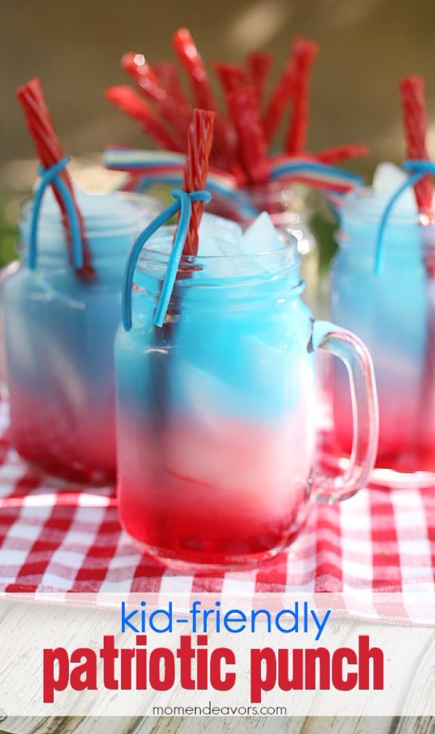 Best Fourth of July Food and Drink Ideas - Kid Friendly Patriotic Punch - BBQ on the 4th with these Desserts, Recipes and Ideas for Healthy Appetizers, Party Trays, Easy Meals for a Crowd and Fun Drink Ideas 