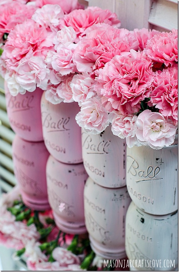 DIY Mason Jar Vases - Painted Pink Ombre Mason Jar - Best Vase Projects and Ideas for Mason Jars - Painted, Wedding, Hanging Flowers, Centerpiece, Rustic Burlap, Ribbon and Twine 
