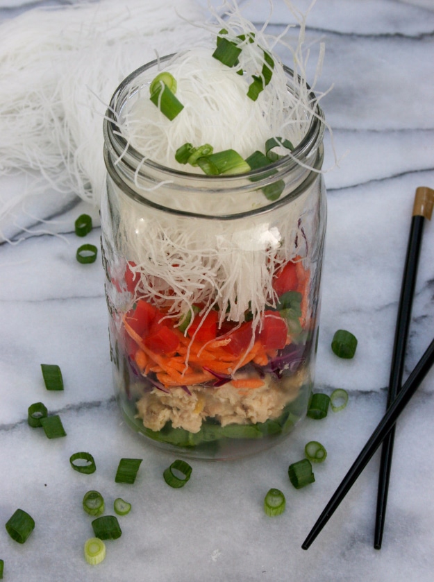 Best Recipes in A Jar - Ramen Noodles In A Mason Jar - DIY Mason Jar Gifts, Cookie Recipes and Desserts, Canning Ideas, Overnight Oatmeal, How To Make Mason Jar Salad, Healthy Recipes and Printable Labels 