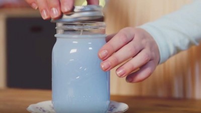 Mason Jar Crafts- How To Make A Mason Jar Candle At Home