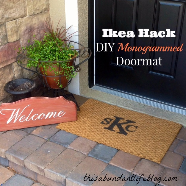 DIY Welcome Mats - DIY Monogrammed Doormat - Greet Guests in Style with These Easy and Cheap Home Decor Ideas for Your Entry. Doormat Tutorials for Creative Ways to Cover Your Floors and Front Door 