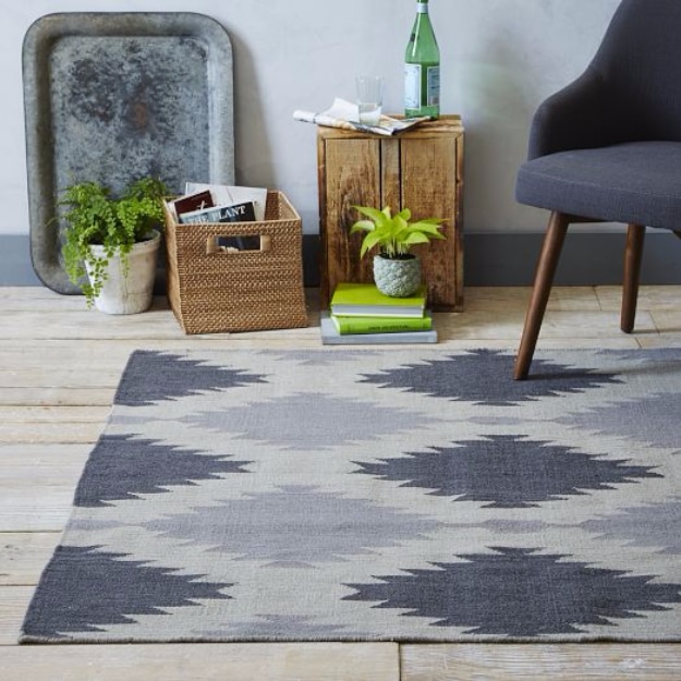 Easy DIY Rugs and Handmade Rug Making Project Ideas - DIY Painted Rug Inspired By West Elm - Simple Home Decor for Your Floors, Fabric, Area, Painting Ideas, Rag Rugs, No Sew, Dropcloth and Braided Rug Tutorials