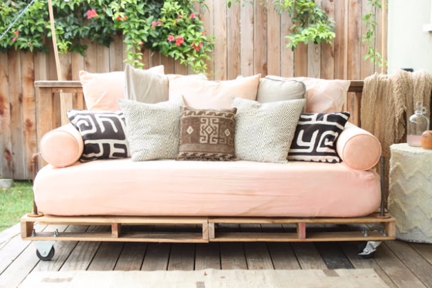 DIY Sofas and Couches - Pallet Couch Tutorial - Easy and Creative Furniture and Home Decor Ideas - Make Your Own Sofa or Couch on A Budget - Makeover Your Current Couch With Slipcovers, Painting and More. Step by Step Tutorials and Instructions #diy #furniture