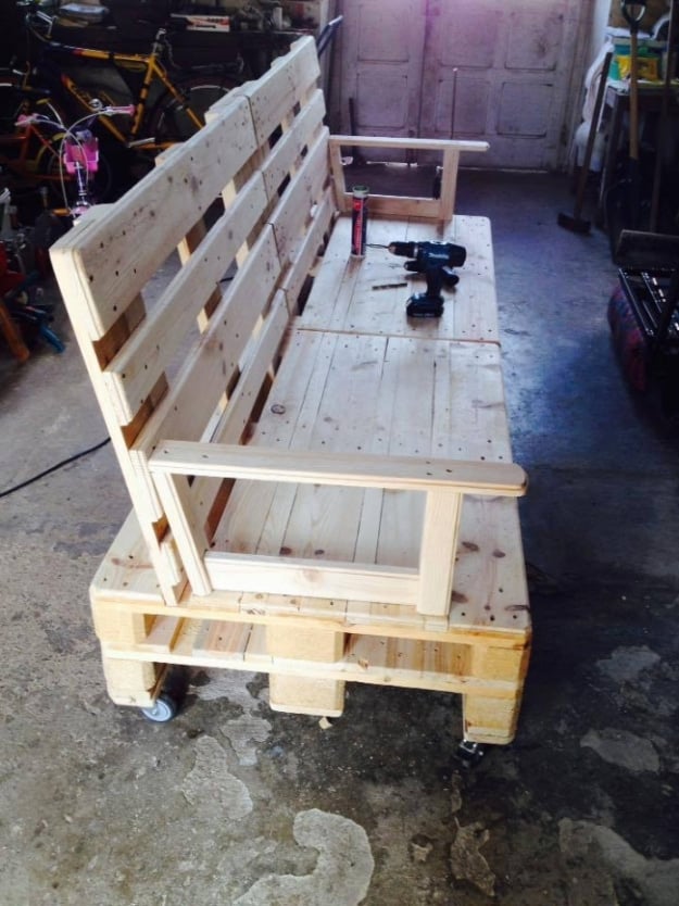 DIY Sofas and Couches - Pallet Wooden Sofa On Wheels - Easy and Creative Furniture and Home Decor Ideas - Make Your Own Sofa or Couch on A Budget - Makeover Your Current Couch With Slipcovers, Painting and More. Step by Step Tutorials and Instructions http://diyjoy.com/diy-sofas-couches