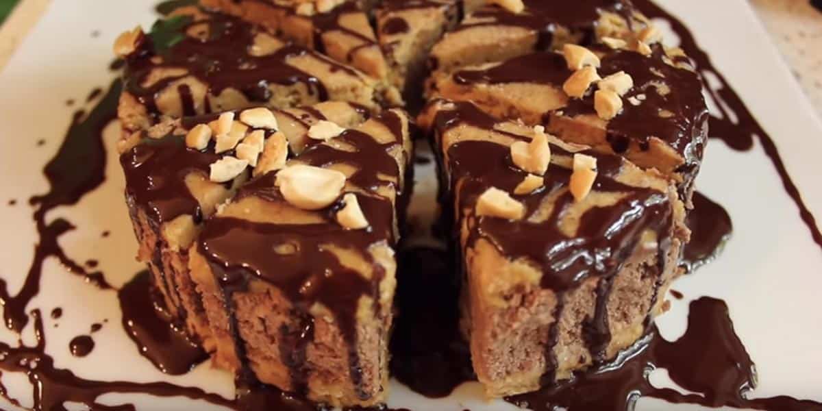 Last Minute Dessert Recipes and Ideas - PeanutButterChocolateFudgeCake - Healthy and Easy Ideas for No Bake Recipe Foods, Chocolate, Peanut Butter. Best Simple Ideas for Summer, For A Crowd and for Parties 
