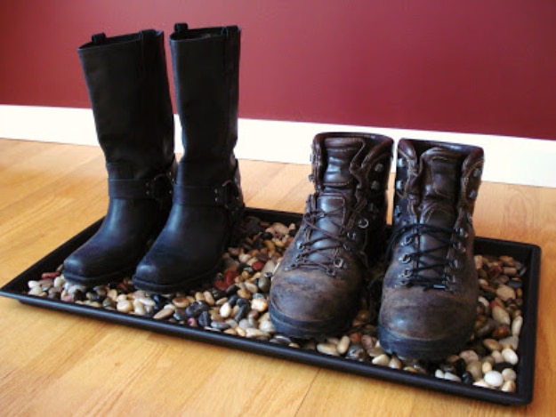 DIY Ideas for Your Entry - River Rock Boot Tray - Cool and Creative Home Decor or Entryway and Hall. Modern, Rustic and Classic Decor on a Budget. Impress House Guests and Fall in Love With These DIY Furniture and Wall Art Ideas #diydecor #diyhomedecor