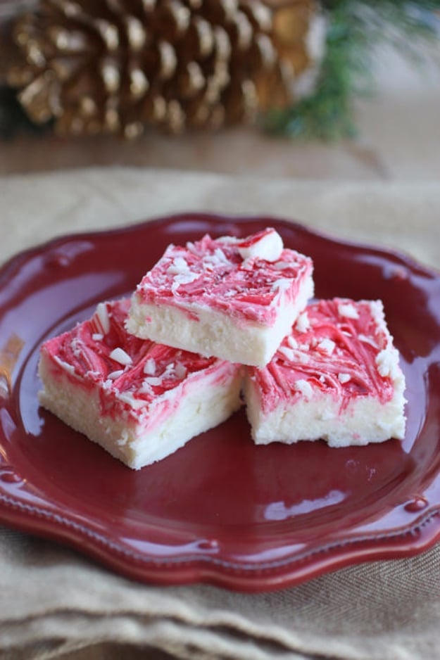 Last Minute Dessert Recipes and Ideas - Vanilla Peppermint Fudge - Healthy and Easy Ideas for No Bake Recipe Foods, Chocolate, Peanut Butter. Best Simple Ideas for Summer, For A Crowd and for Parties 