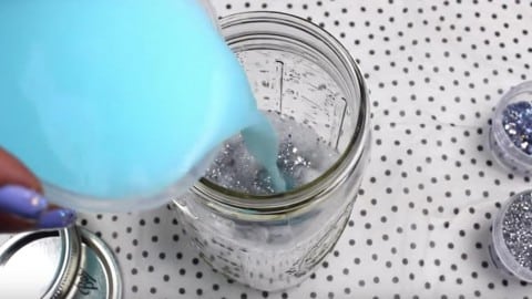 Watch What She Does After She Pours Blue Liquid in a Mason Jar (DREAMY)! | DIY Joy Projects and Crafts Ideas