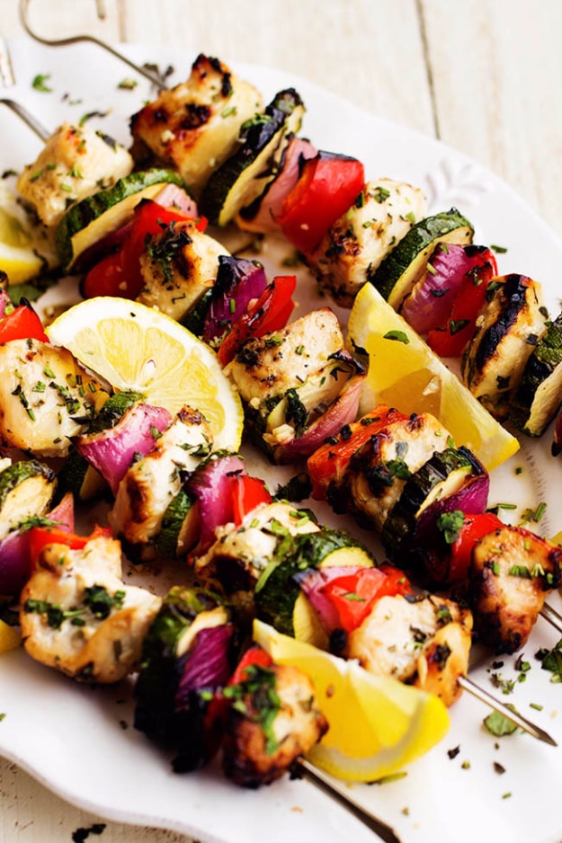 Best Recipes for a Backyard Barbecue - Herbed Lemon Garlic Chicken Skewers - Best Cheap, Easy and Quick Recipes Ideas for Awesome Cookouts. Outdoor BBQ and Party Foods You Can Make for A Crowd 