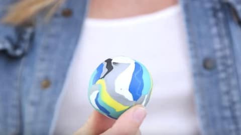 She Rolls This Clay Into a Ball, Watch What She Does Next | DIY Joy Projects and Crafts Ideas