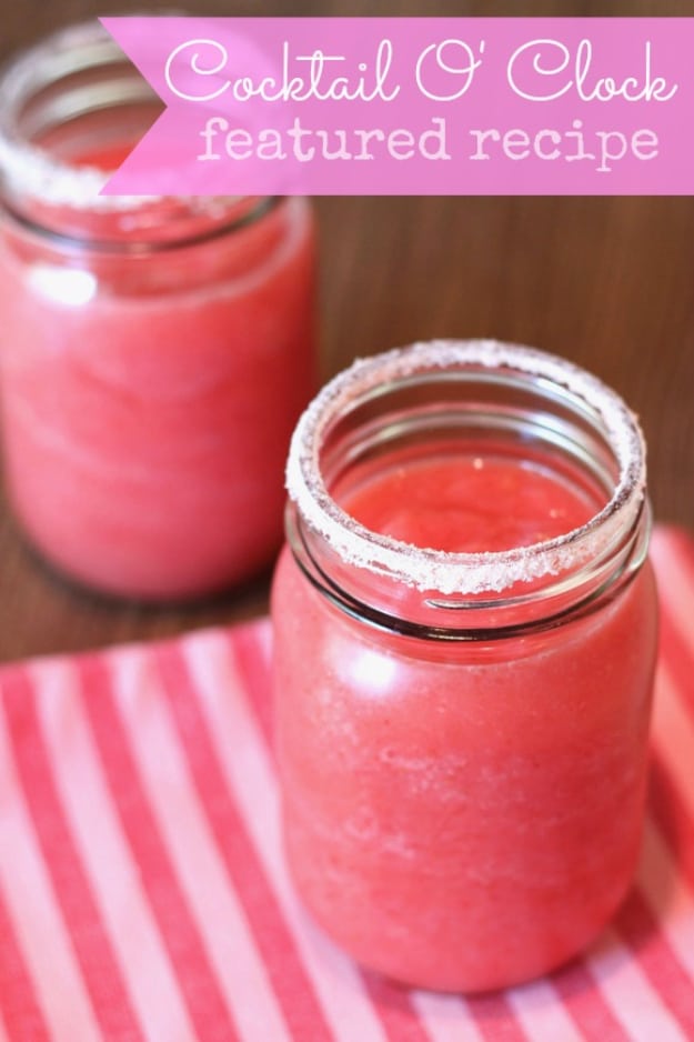 31 Clever Ways To Serve Drinks In Jars - Strawberry Coconut Margarita - Fun and Creative Way to Serve Soda, Tea, Cocktails and Party Drinks. Mason Jar Recipes and More Easy, Fun Ideas 