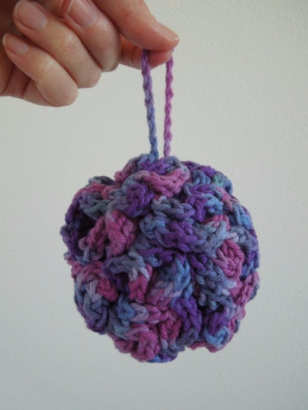35 Easy Crochet Patterns - Bath Pouf Crochet - Crochet Patterns For Beginners, Quick And Easy Crochet Patterns, Crochet Ideas To Try, Crochet Ideas To Make And Sell, Easy Crochet Ideas #crochet #crochetpatterns #diygifts