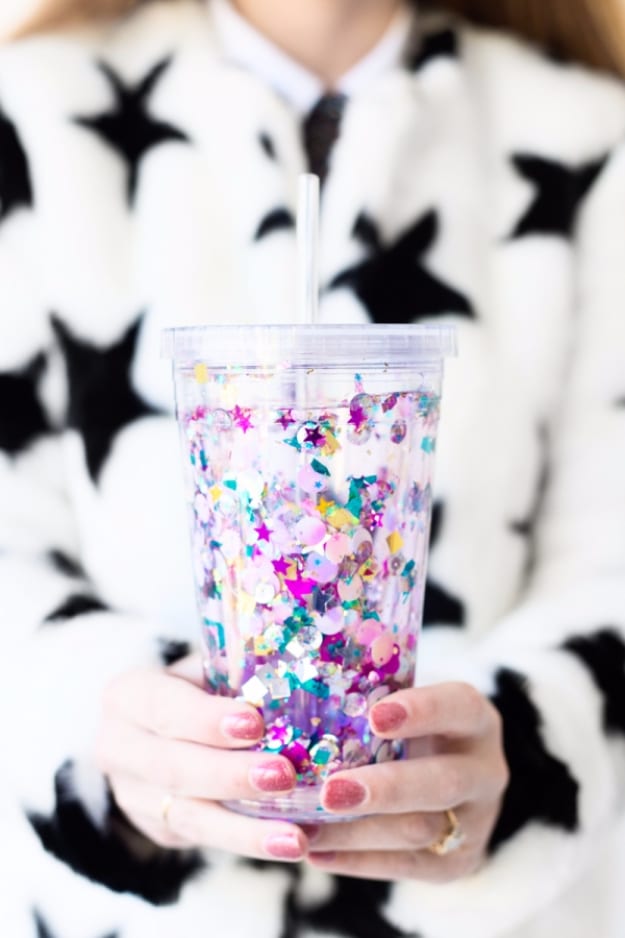 Dollar Store Crafts - DIY Floating Glitter Tumbler - Best Cheap DIY Dollar Store Craft Ideas for Kids, Teen, Adults, Gifts and For Home #dollarstore #crafts #cheapcrafts #diy