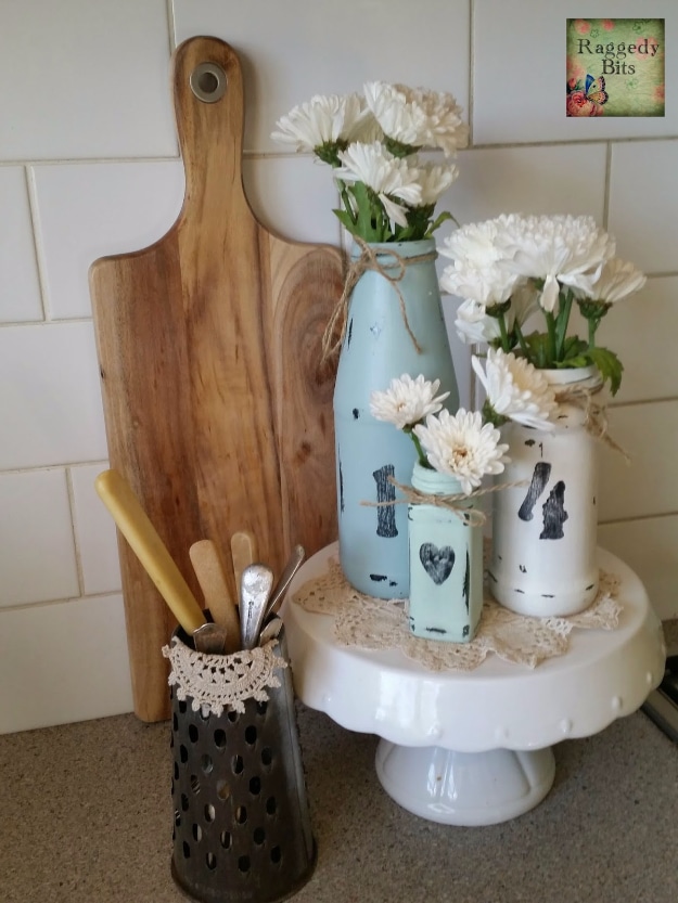  Easy DIY Projects - DIY Quick Easy Homey Vases - Easy DIY Crafts and Projects - Simple Craft Ideas for Beginners, Cool Crafts To Make and Sell, Simple Home Decor, Fast DIY Gifts, Cheap and Quick Project Tutorials #diy #crafts #easycrafts