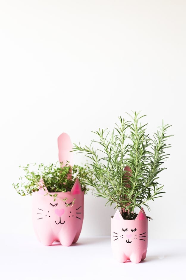  Easy DIY Projects - DIY Soda Bottle Kitty Cat Planters - Easy DIY Crafts and Projects - Simple Craft Ideas for Beginners, Cool Crafts To Make and Sell, Simple Home Decor, Fast DIY Gifts, Cheap and Quick Project Tutorials #diy #crafts #easycrafts