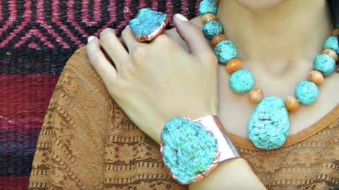 He Shows How To Make Unbelievable Looking Turquoise With Paper! (Watch!) | DIY Joy Projects and Crafts Ideas