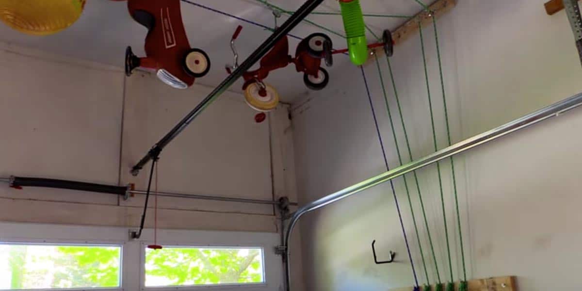 Check Out This Crazy Diy Contraption, How To Create A Garage Pulley Storage System