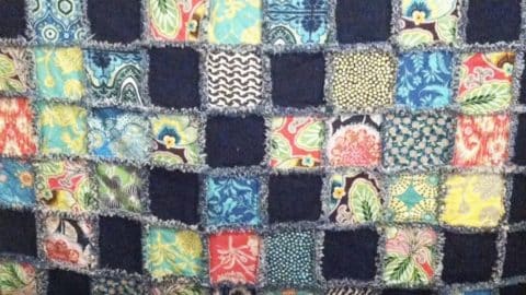 She Made a Fabulously Beautiful Beginners Rag Quilt So Easily! | DIY Joy Projects and Crafts Ideas